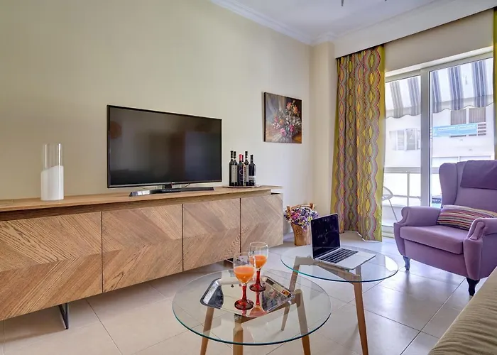 Academia Apartmán *