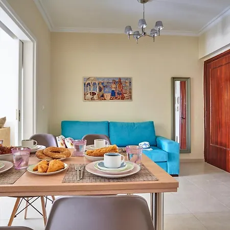 Academia Apartment