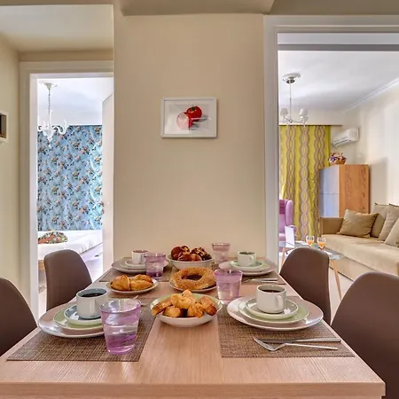 Academia Apartment