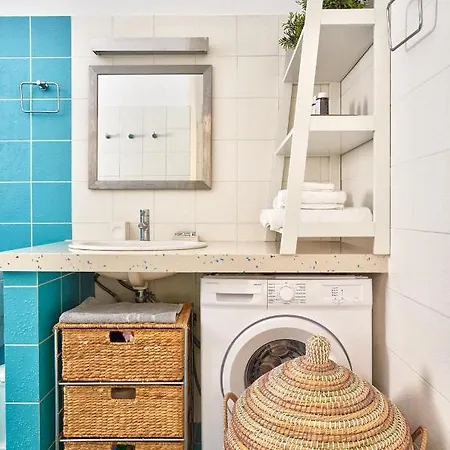 Academia Apartamento Rhodes City