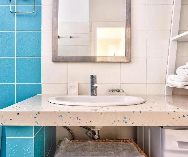 Academia Rhodes City