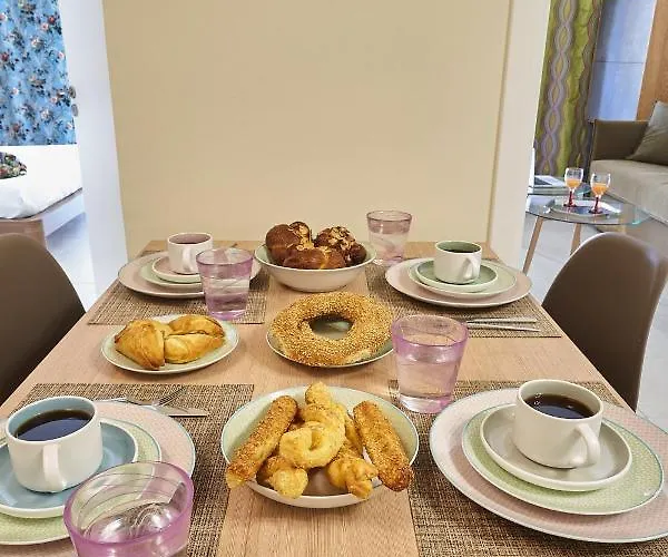 Academia Apartamento Rhodes City