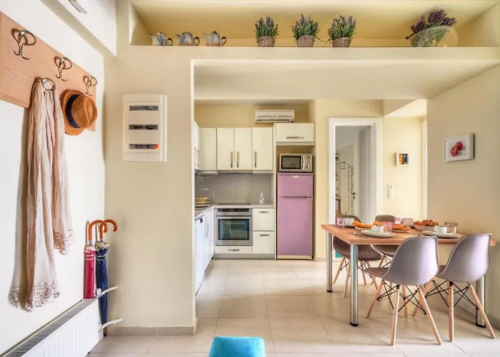 Academia Apartamento Rhodes City